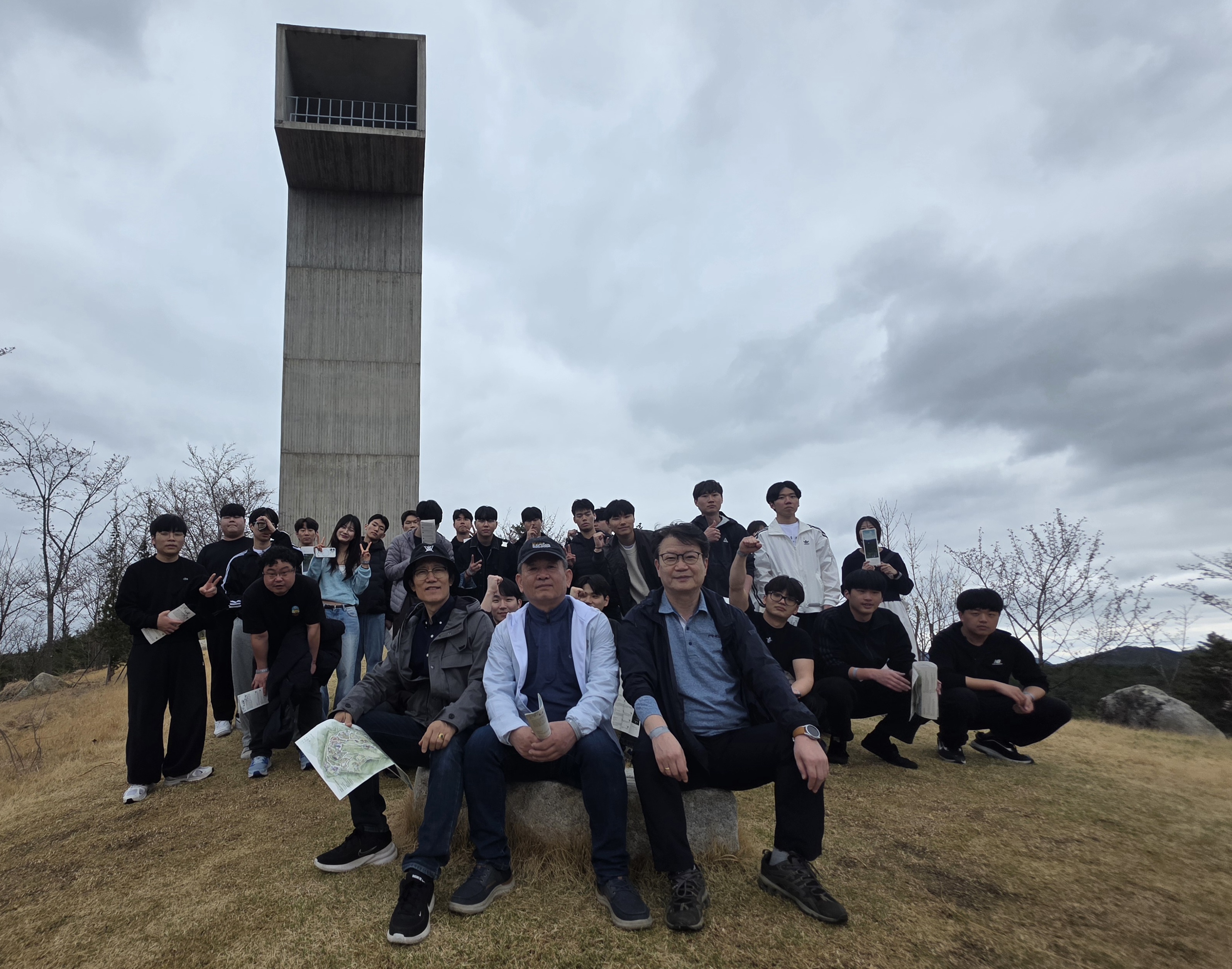 게시물의 2번째 이미지 - 하단 참조